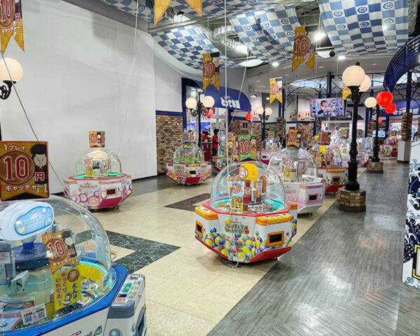 とってき屋10円キャッチャーフロア