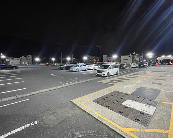 とってき屋駐車場