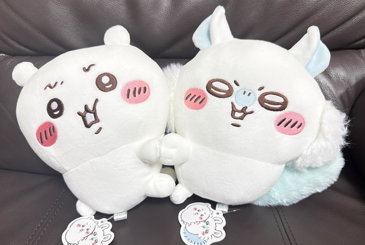 『ちいかわ』イヤッぬいぐるみを合体させた写真